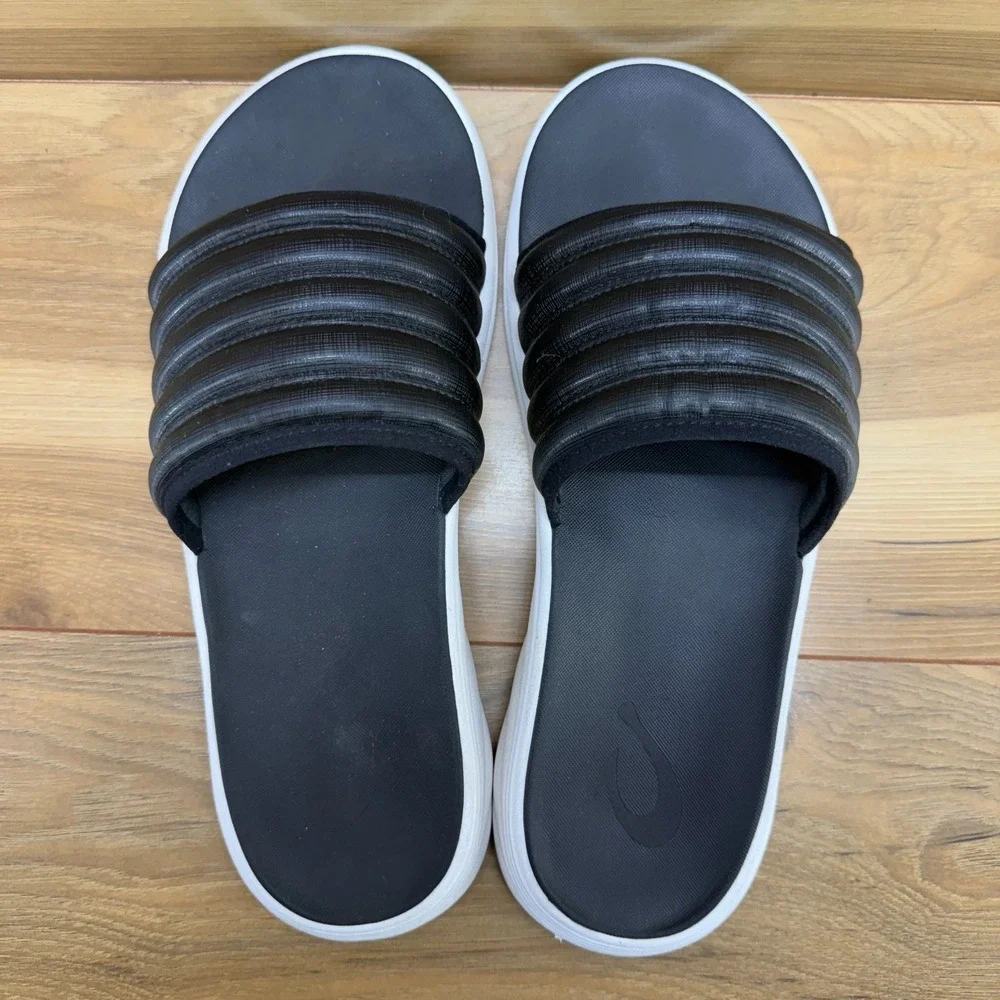 Olukai Komo Slide Mens‎ 11 Black Comfort Sandals Travel Pool Summer Resort